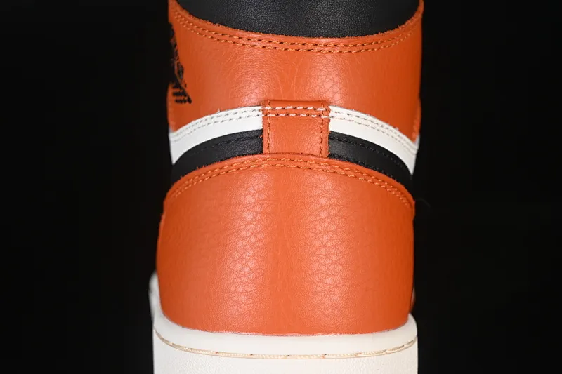 All Categories Air Jordan Jordan Series Basketball Shoes Air Jordan 1 High Foreign Trade Version Air Jordan 1 High OG "Shattered Backboard" AJ1 Joe 1 New Shattered DZ5485-008